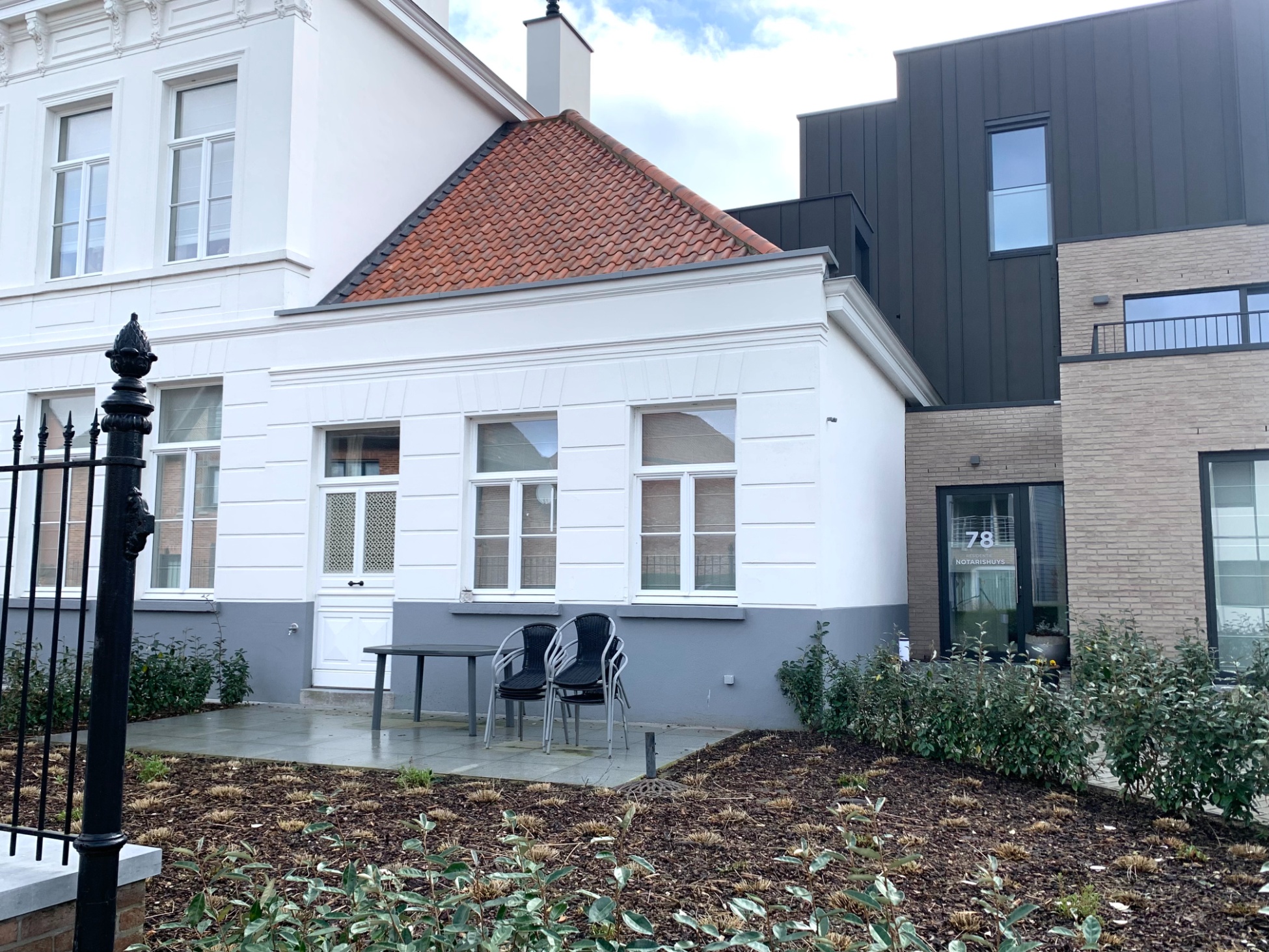 Op en top charmante woning met 2 slaapkamers en terras