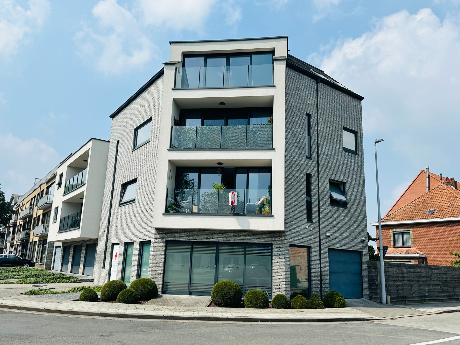 Subliem appartement in het levendige centrum van Oostkamp met 2 slaapkamers